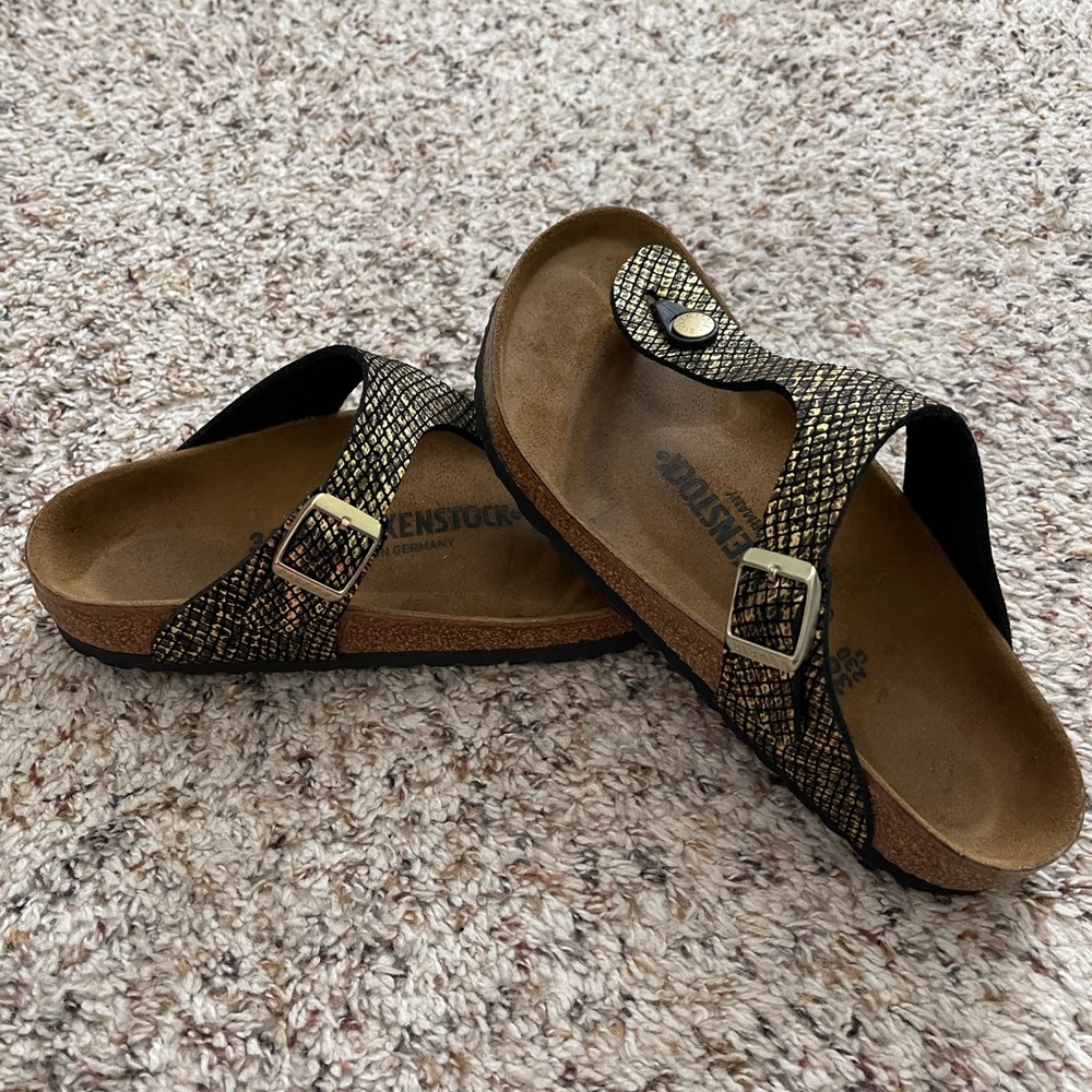 Birkenstock Gizeh sandals